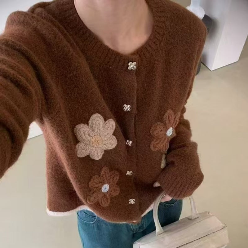 Women's cardigan with floral appliqués and button details NOVAE