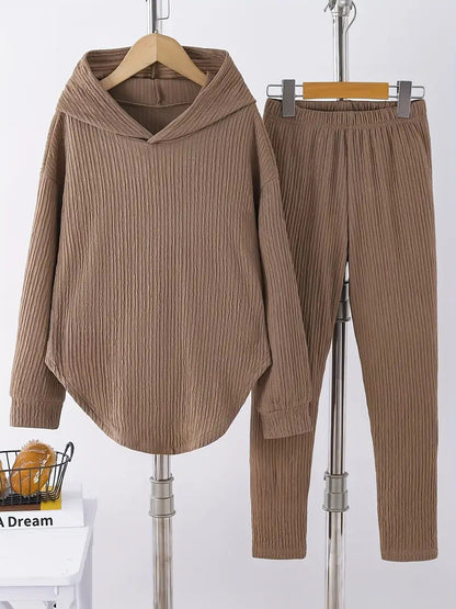 Women's casual sweatshirt and pants set with structured design NOVAE