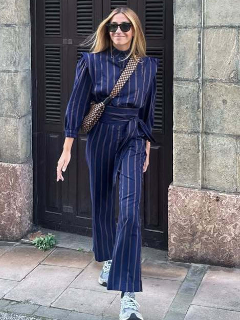 Women's suit with tailored cut and side belt NOVAE