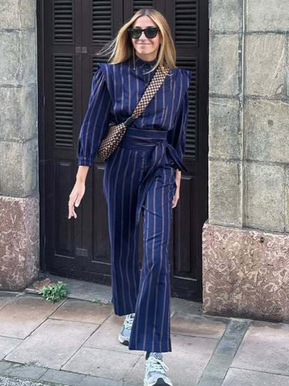 Women's suit with tailored cut and side belt NOVAE