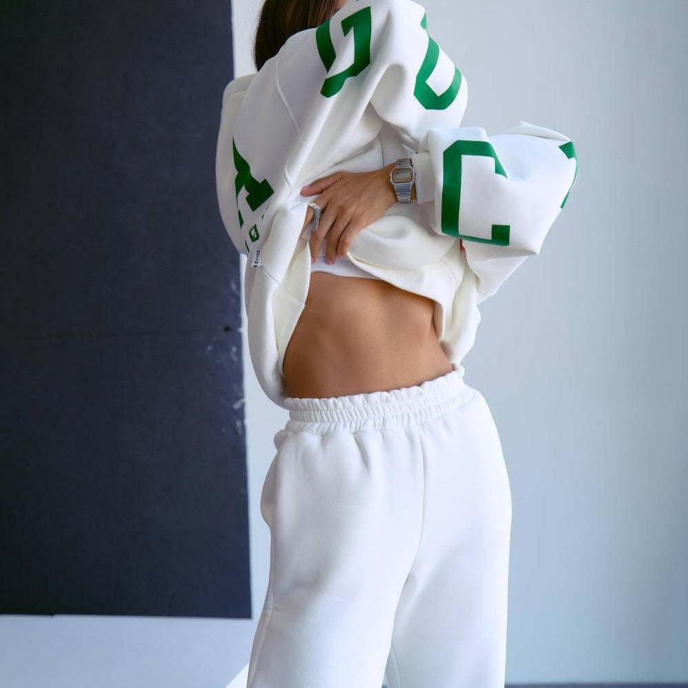 Women's casual oversized hoodie with sporty details NOVAE