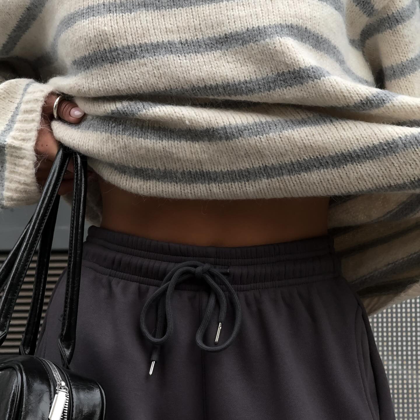 Women's casual knit sweater with modern stripes NOVAE