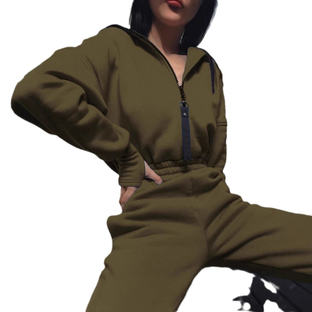 Women's tracksuit with stylish details and elastic waistband NOVAE