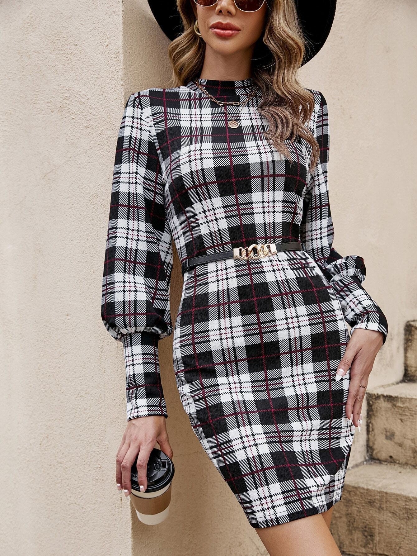 Women's figure-hugging plaid dress with long sleeves and waist belt NOVAE