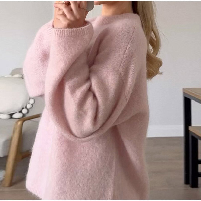 Women's Cozy Oversized Sweater with a Wide Fit NOVAE