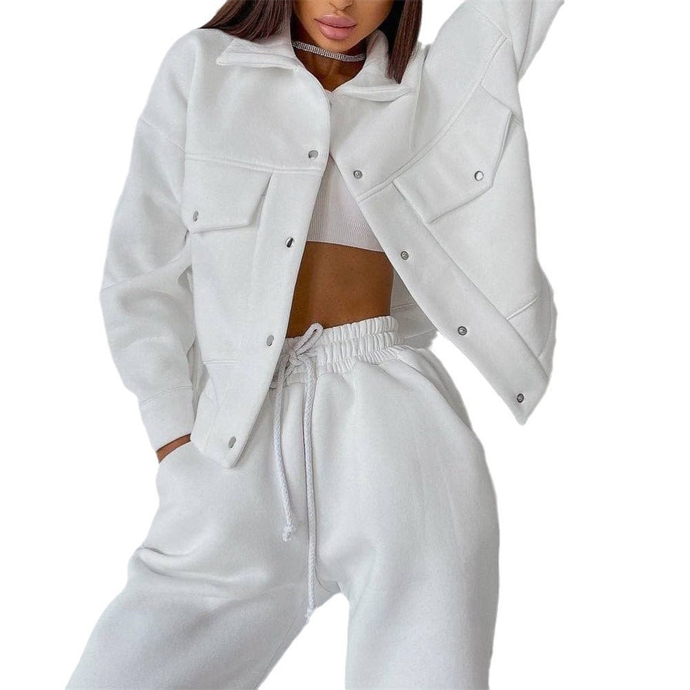 Women's sporty set consisting of an oversized jacket and comfortable jogger pants NOVAE