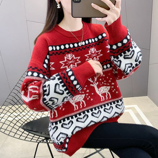 Women's chunky knit sweater with festive reindeer motif and modern design NOVAE