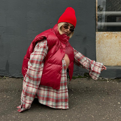 Women's casual vest with high collar and practical zipper NOVAE