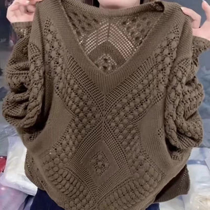 Women's V-neck sweater with modern textured pattern NOVAE