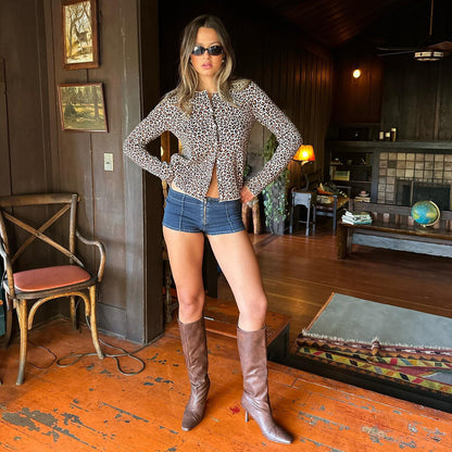 Women's fashionable leopard print blouse with delicate ruffles NOVAE