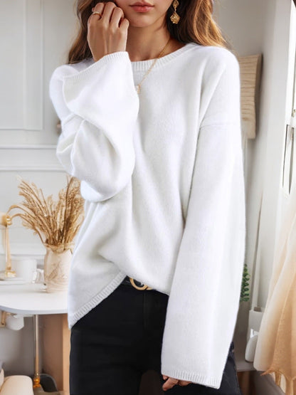 Women's Comfortable Knit Sweater with a Relaxed Fit and Wide Sleeves NOVAE