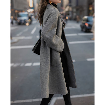 Women's Elegant Wool Coat with High Pockets and Classic Lapels NOVAE