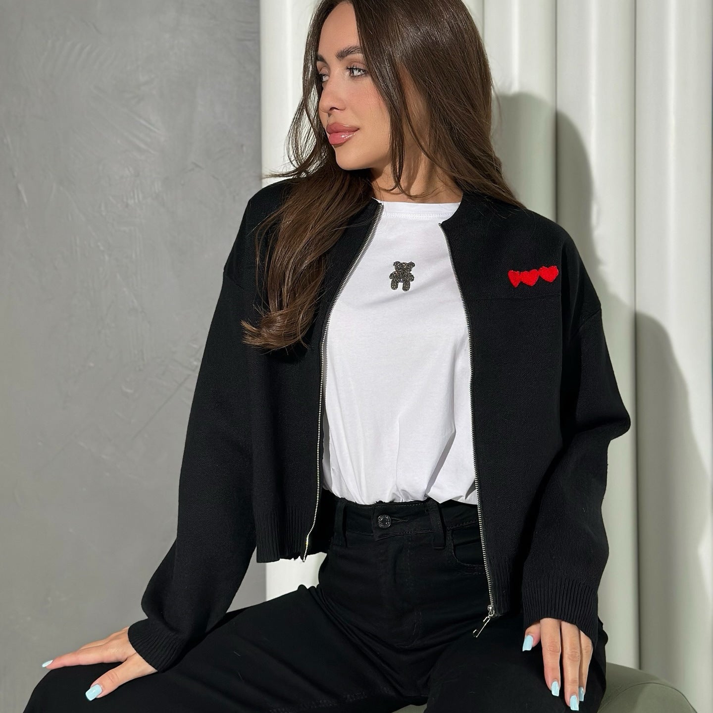 Women's casual short-sleeved cardigan with heart appliqués NOVAE