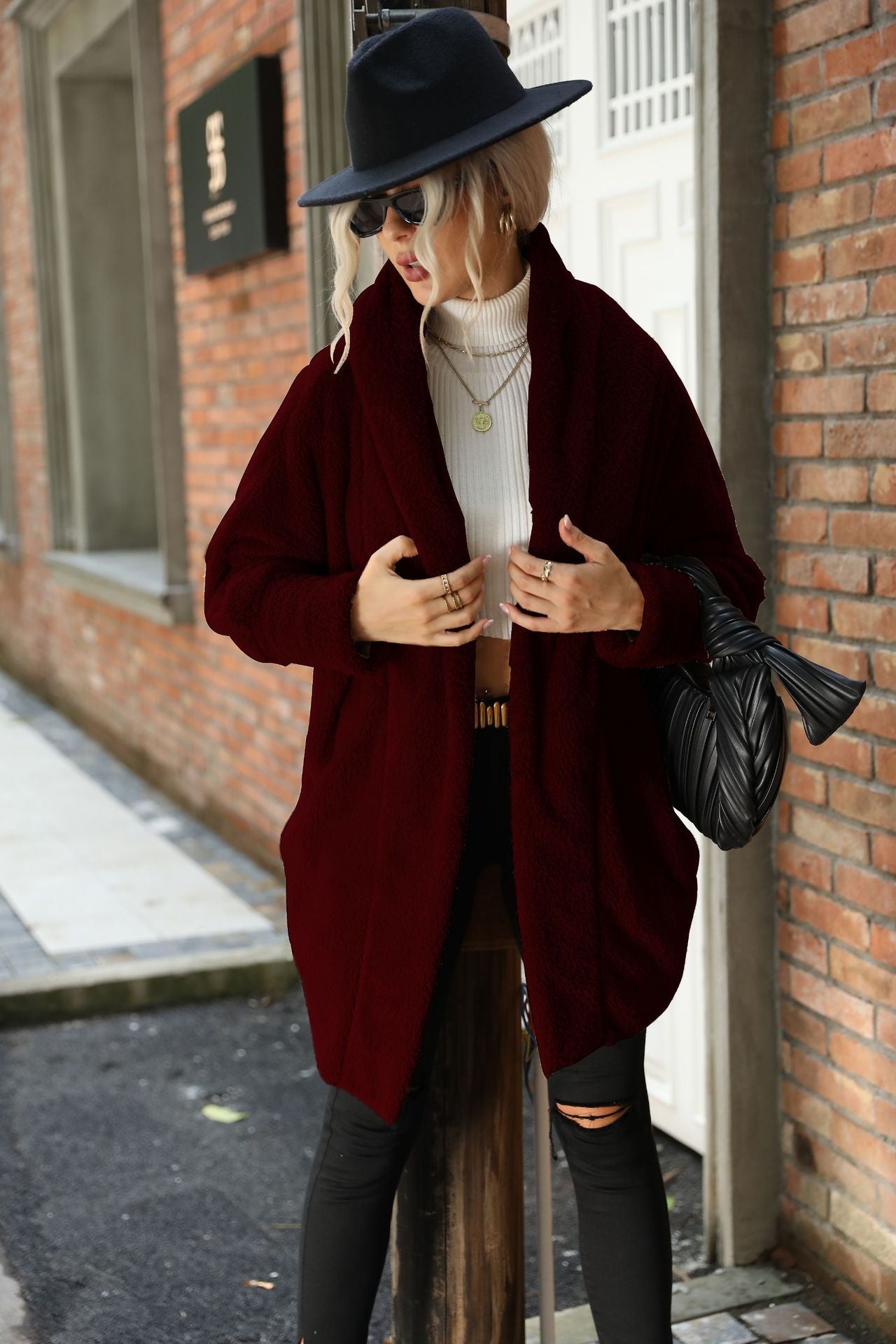 Women's Cozy Oversized Coat in Soft Plush with Large Collar NOVAE