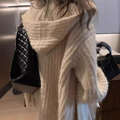 Women's oversized knit cardigan with exquisite fabric and relaxed fit NOVAE