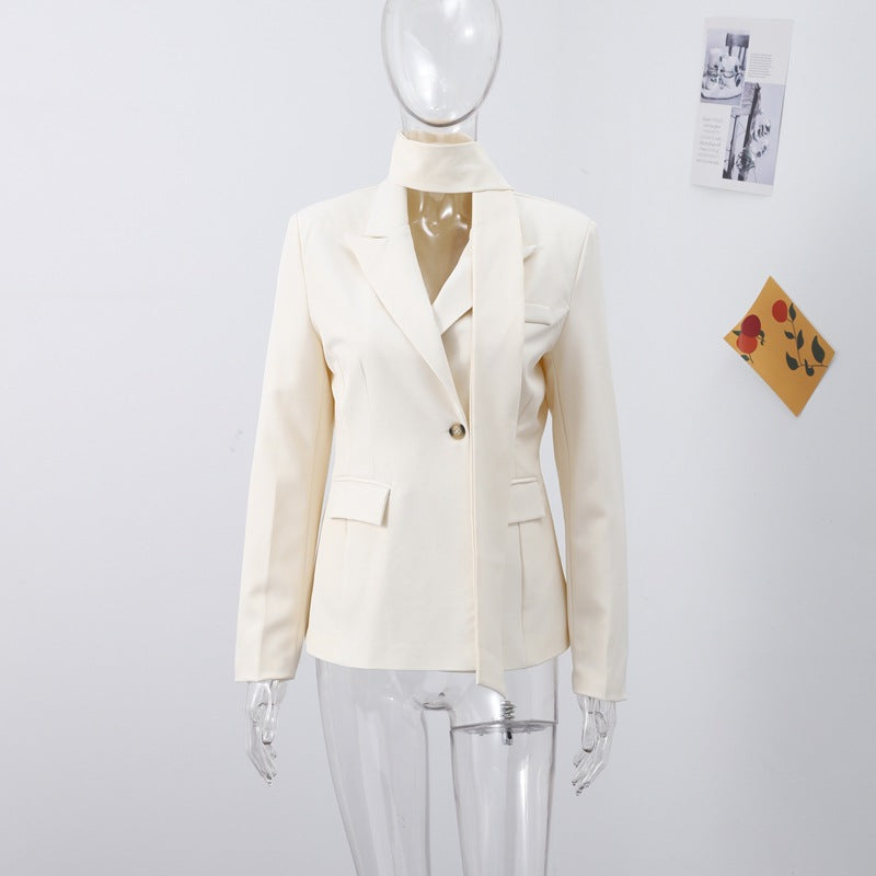 Women's fashionable blazer with elegant shawl collar and tailored cut NOVAE
