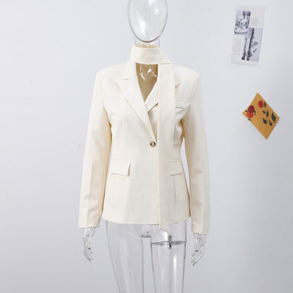 Women's fashionable blazer with elegant shawl collar and tailored cut NOVAE