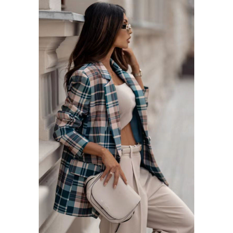 Women's checked blazer in a modern oversized cut with elegant details NOVAE