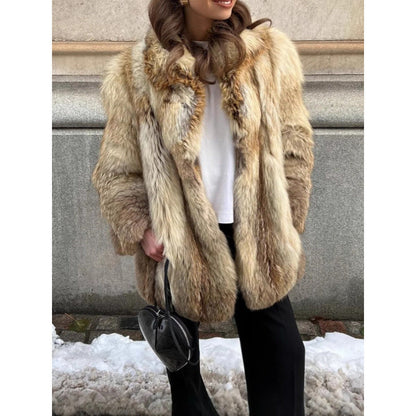 Women's faux fur jacket with luxurious details NOVAE