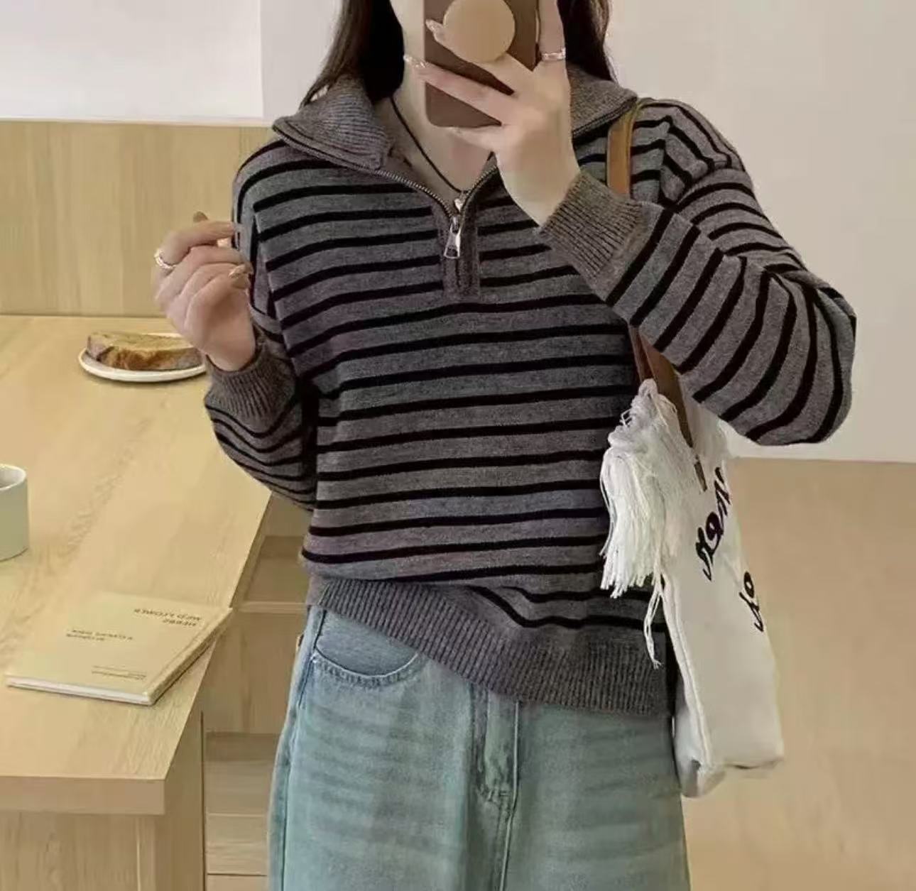 Women's knitted sweater with short zipper and fashionable striped pattern NOVAE