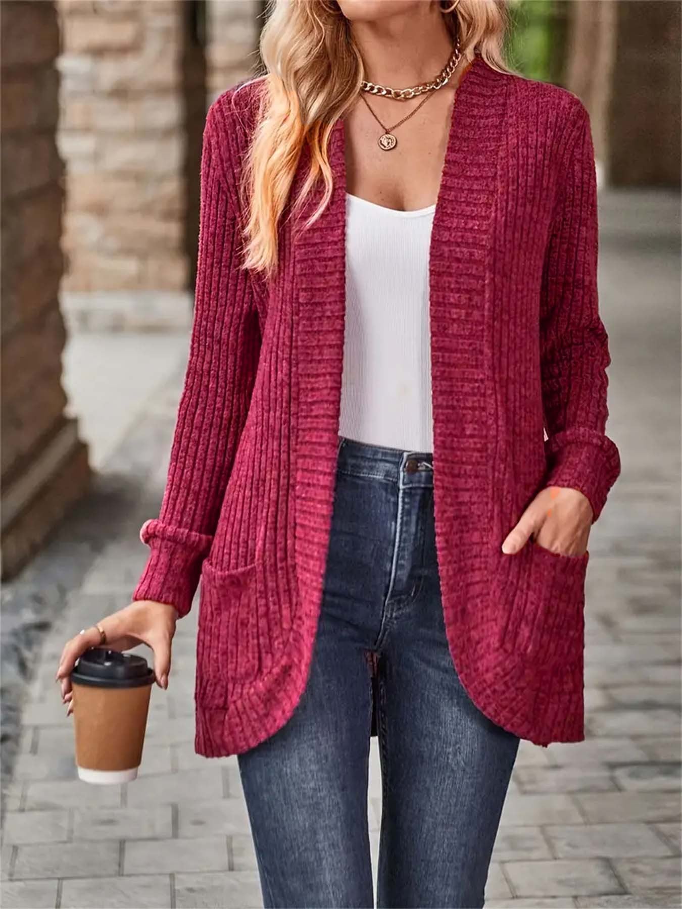 Women's cardigan with structured design and practical pockets NOVAE