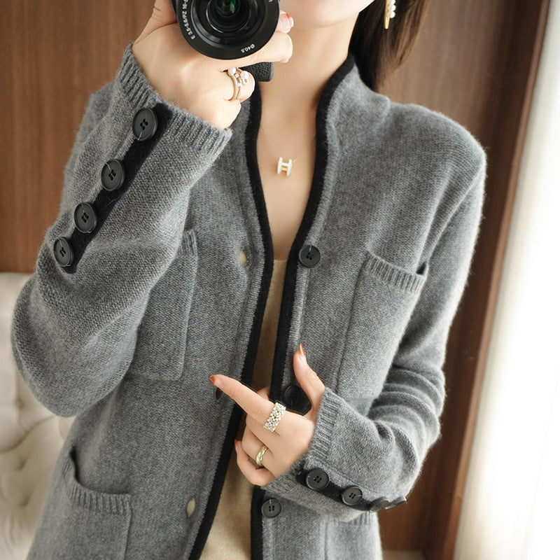 Women's cardigan with high-quality wool and practical pockets NOVAE