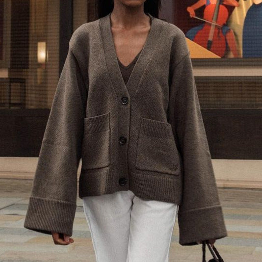 Women's Oversized Knit Cardigan with Pockets and V-Neck NOVAE