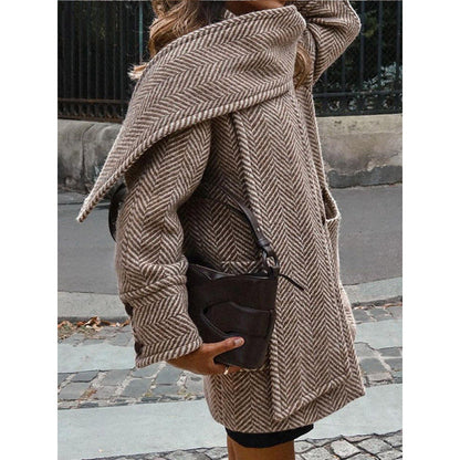 Women's elegant transitional jacket with modern collar and pockets NOVAE