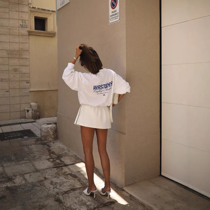 Women's casual sweatshirt with low collar and simple silhouette NOVAE