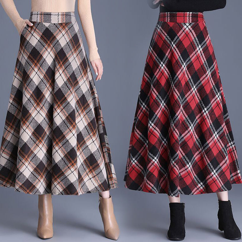 Women's maxi skirt in an elegant checked design NOVAE