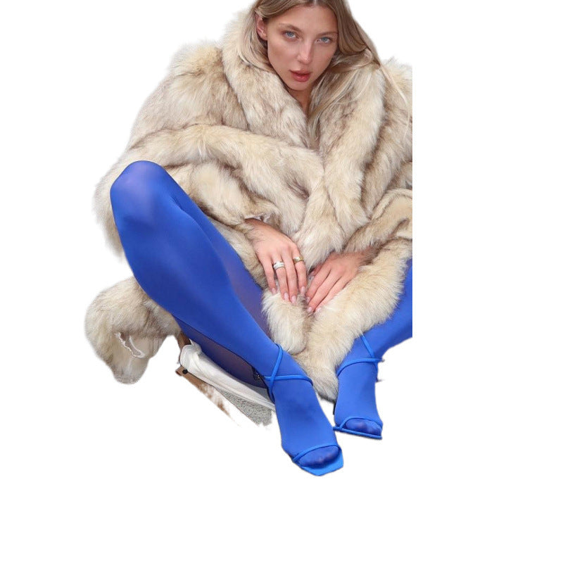 Women's luxurious faux fur coat with wide lapels and side pockets NOVAE