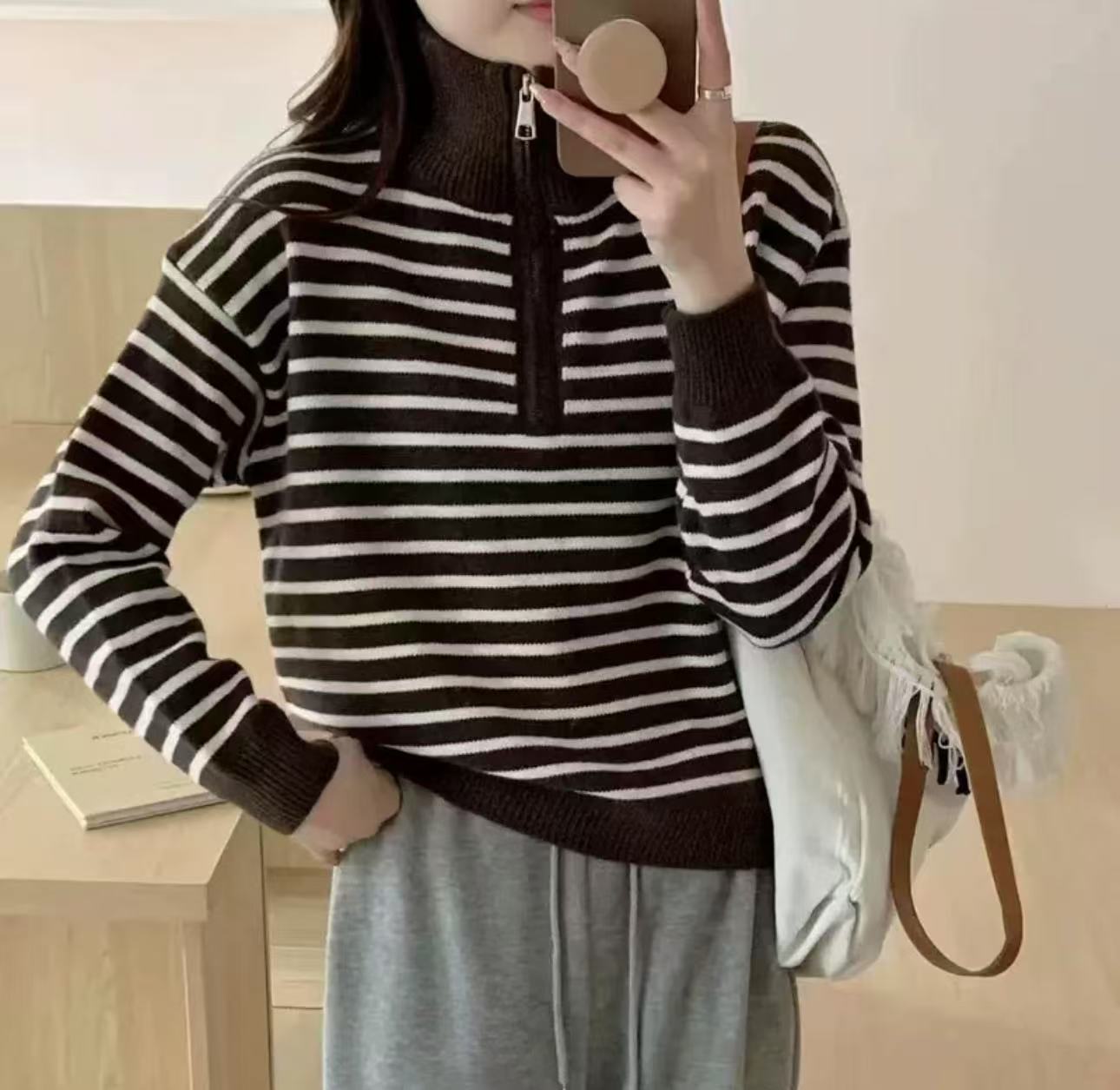 Women's knitted sweater with short zipper and fashionable striped pattern NOVAE