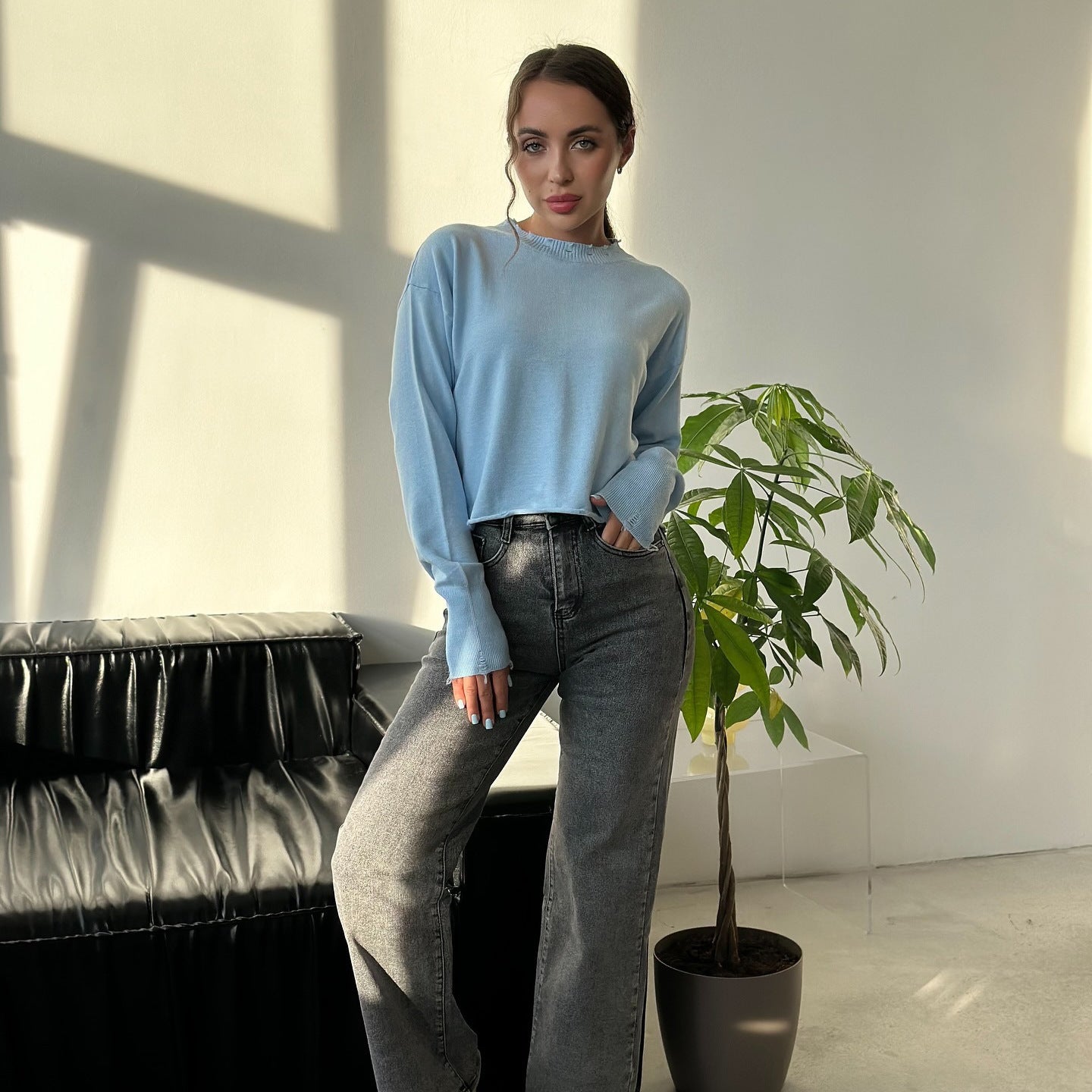 Women's casual sweater with a modern ribbed collar and trendy rip details NOVAE