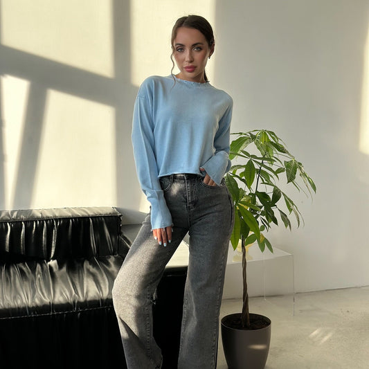 Women's casual sweater with a modern ribbed collar and trendy rip details NOVAE