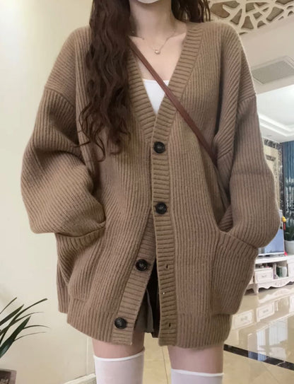 Women's chunky knit cardigan with large pockets and button details NOVAE