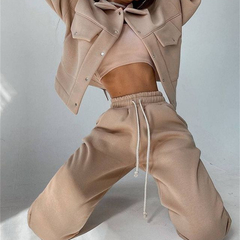 Women's sporty leisure set with trendy jacket and comfortable jogging pants NOVAE