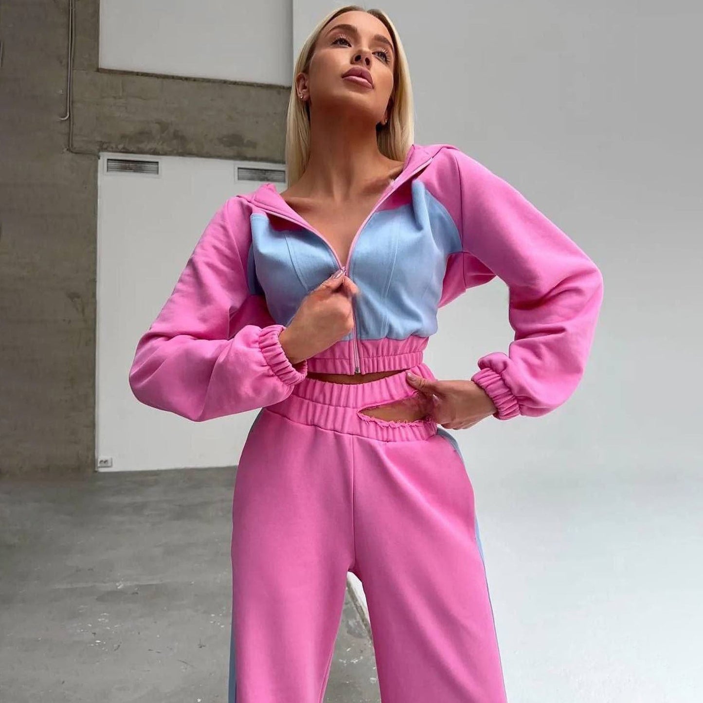 Women's cropped hooded jacket with innovative zipper and elasticated waistband NOVAE