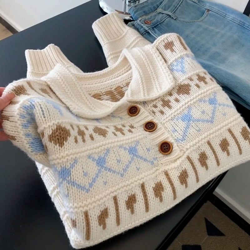 Women's chunky knit sweater with lovely graphic design and romantic collar NOVAE