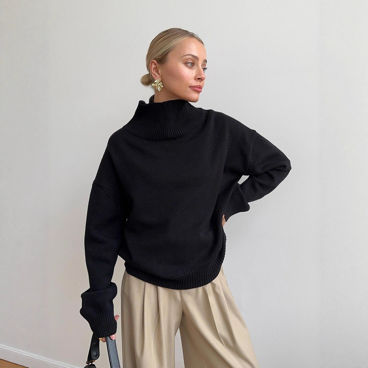 Women's sweater with high-closing collar and relaxed fit NOVAE