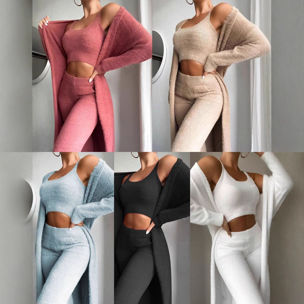 Women's fashionable lounge set with sleeveless crop top and long cardigan NOVAE