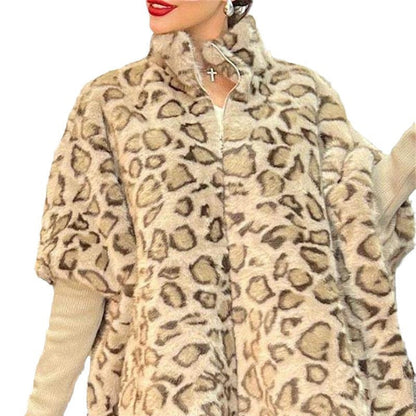 Women's cuddly fleece poncho in leopard print NOVAE