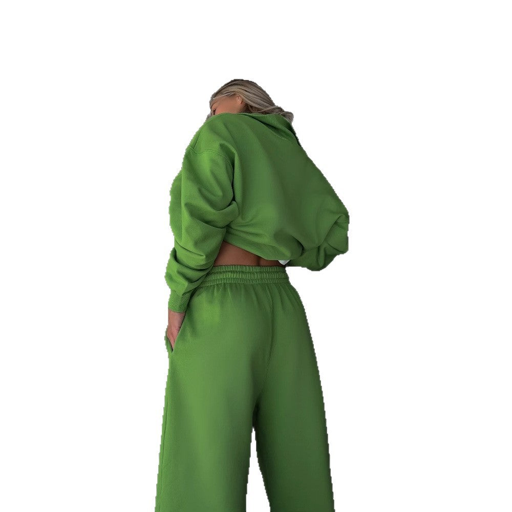 Women's sporty streetwear set with casual hoodie and loose fit NOVAE