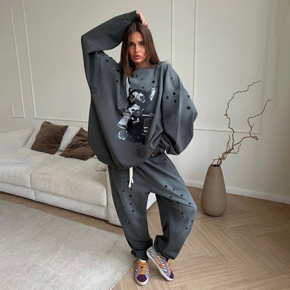 Women's oversized sweatshirt with graphic art motif and relaxed fit NOVAE