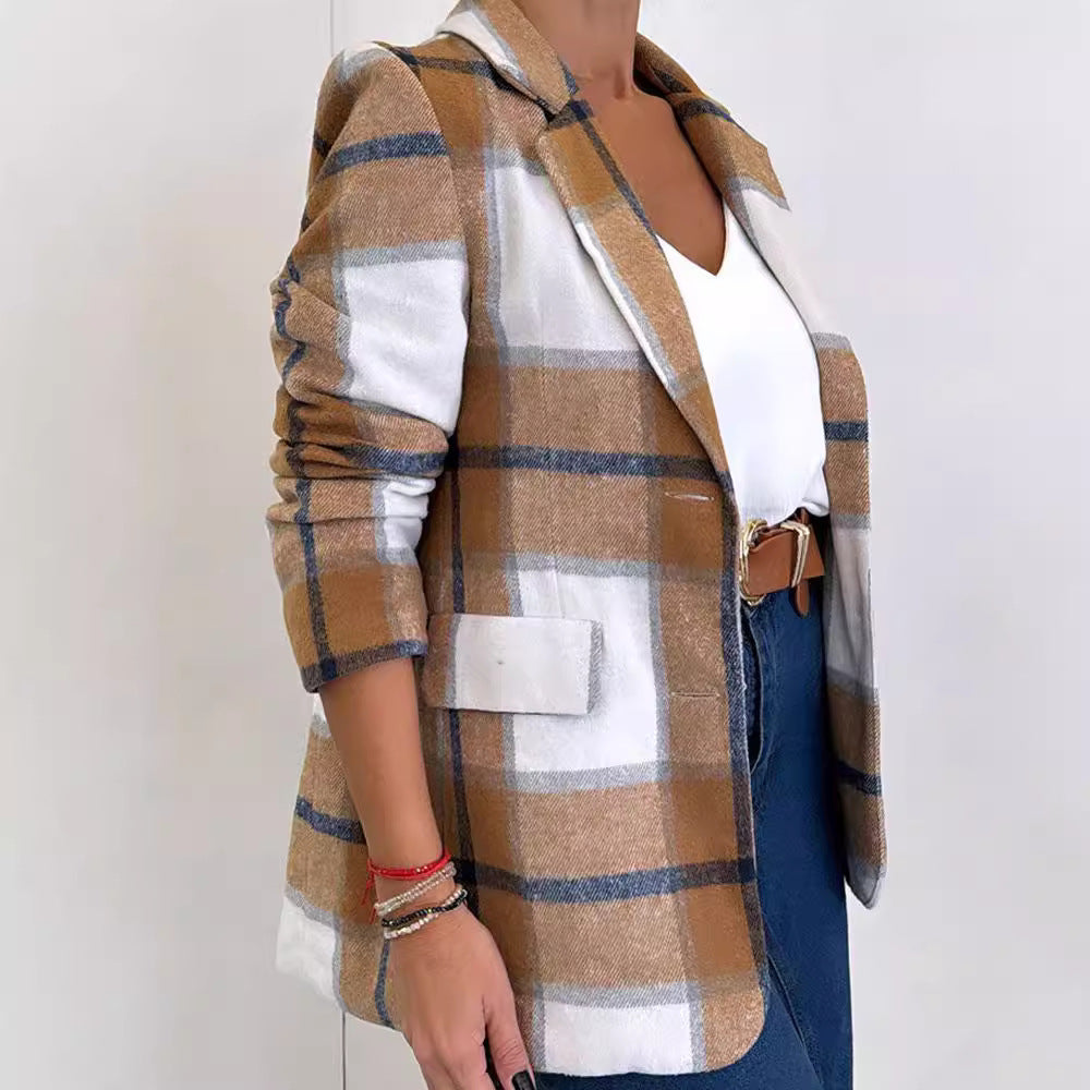 Women's checked blazer with an elegant cut and casual details NOVAE