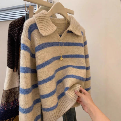 Women's V-neck knit sweater with textured stripe pattern NOVAE