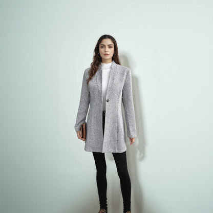 Women's elegant knit blazer with lapel collar and subtle ribbed texture NOVAE