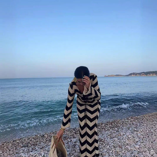 Women's knitted dress with zigzag design and wide cut NOVAE